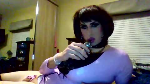 kellpvc1 online show from February 2026 06:45:01 PM