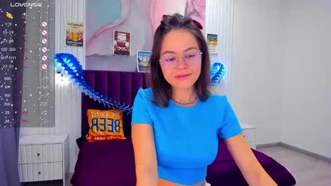 Kelly online show from September 2025 12:24:02 AM