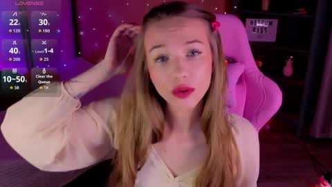 Snapshot of kellybair chatting on April 2026 05:52:01 AM Kelly online show from April 2026 05:52:01 AM