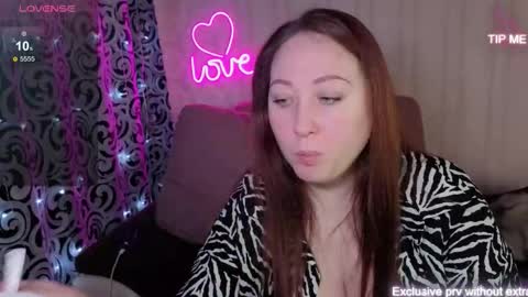 kellycrystall online show from January 2026 08:51:02 AM