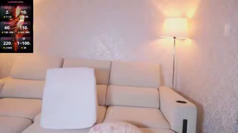 Snapshot of kellyfernandes chatting on July 2026 01:43:01 AM vanessa online show from July 2026 01:43:01 AM