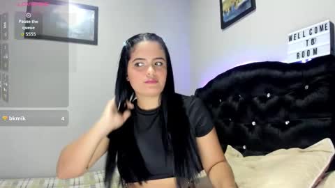 Snapshot of kellymillian_ chatting on September 2025 06:54:01 PM kellyMillian  online show from September 2025 06:54:01 PM