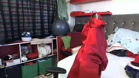 kelly online show from September 2025 01:47:02 PM