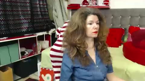 kelly online show from December 2025 10:57:01 AM