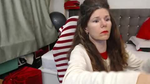 kelly online show from February 2026 07:10:01 PM