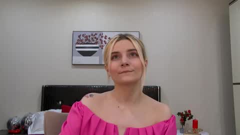 Kelly Stoneys online show from February 2025 05:42:02 AM