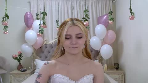 Kelly Stoneys online show from February 2025 12:36:01 PM