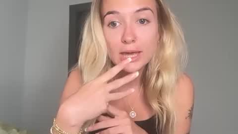 Kelsey Blu online show from May 2026 12:08:02 AM