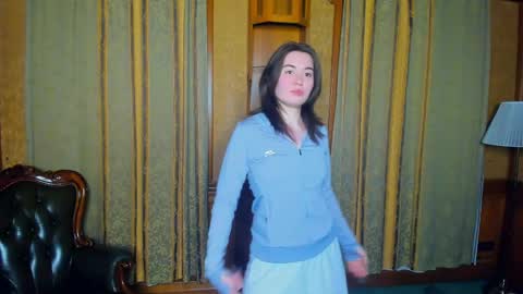Lina online show from May 2026 07:54:02 PM
