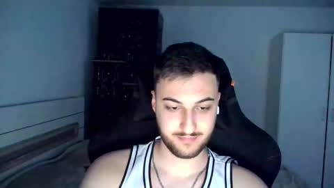 Snapshot of kenan_10 chatting on May 2026 04:34:01 PM kenan online show from May 2026 04:34:01 PM