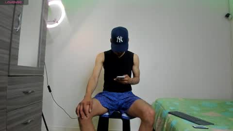 Snapshot of kenan_2601 chatting on October 2025 10:37:01 PM kenan 2601 online show from October 2025 10:37:01 PM