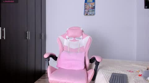 Aleja3 online show from March 2026 07:20:01 PM