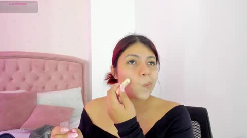 Kendall online show from December 2025 05:57:01 AM