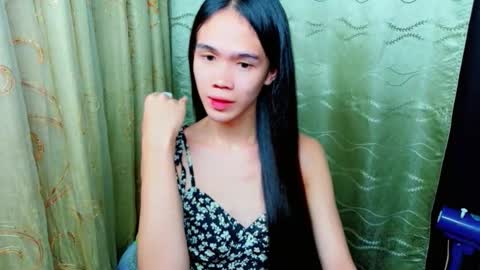 Kendall  online show from November 2025 06:31:02 PM