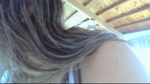 kendall online show from January 2025 08:01:02 PM