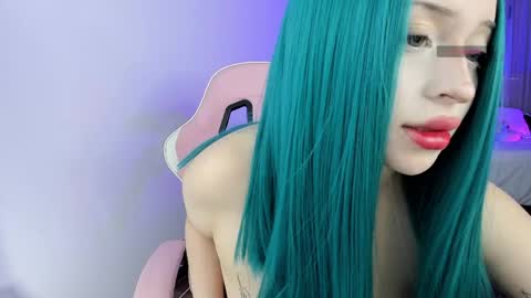 Snapshot of kendallwettt chatting on February 2026 07:04:02 PM Kendall online show from February 2026 07:04:02 PM