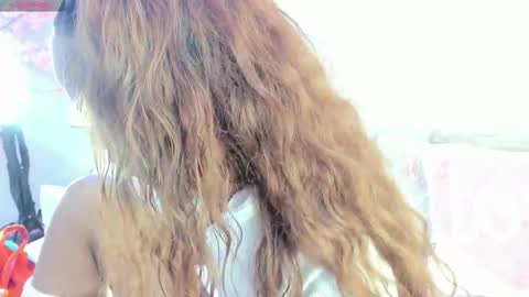 Kendal  online show from October 2025 09:20:01 PM