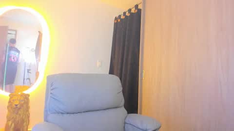 kendel_dimitri online show from January 2025 08:13:01 AM