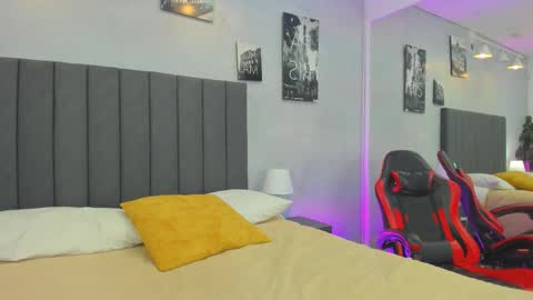 Kendra London online show from March 2026 11:24:01 AM