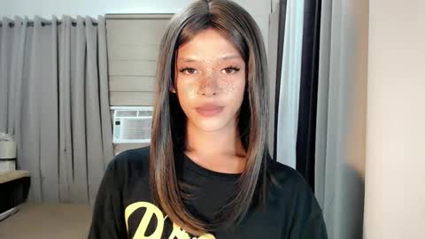 Snapshot of kendra_lunaxx chatting on March 2026 07:21:02 PM kendra_lunaxx online show from March 2026 07:21:02 PM