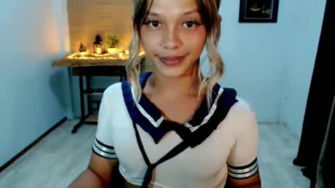 Snapshot of kendra_lunaxx chatting on May 2026 12:22:01 PM kendra_lunaxx online show from May 2026 12:22:01 PM