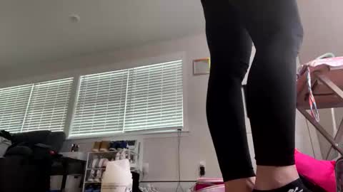 kendrakaps52 online show from October 2025 05:10:02 PM