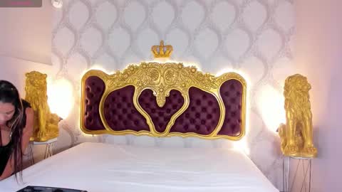 Kendral  online show from February 2026 04:27:02 AM