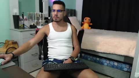 Chriss Morales online show from January 2025 12:18:01 AM