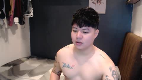 Snapshot of kenhotline911 chatting on December 2025 06:33:01 AM ken online show from December 2025 06:33:01 AM