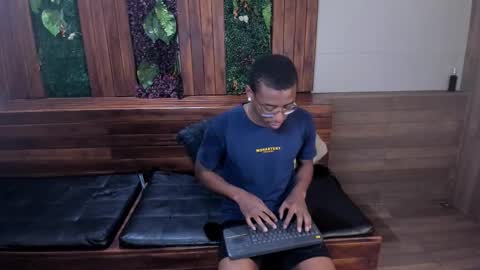 Kenny Thompson online show from February 2026 08:21:01 PM