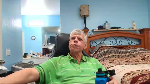 Snapshot of kent_ham chatting on April 2026 08:00:02 PM kent_ham online show from April 2026 08:00:02 PM