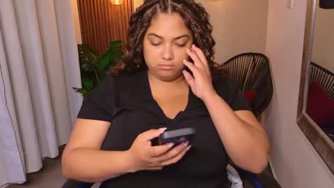 Snapshot of kenya_buhle chatting on May 2026 11:06:01 AM Kenya Buhle online show from May 2026 11:06:01 AM
