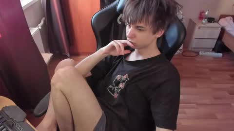 Snapshot of keorinav chatting on February 2026 07:51:01 AM Looking for a moderator I PVT IS OPEN online show from February 2026 07:51:01 AM