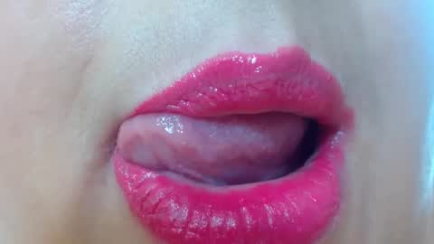 K E R L Y online show from January 2025 12:27:02 AM