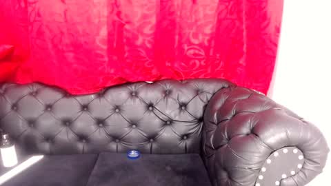 K E R L Y online show from January 2025 09:20:01 PM