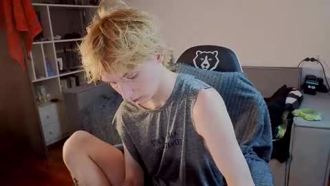 Kessy online show from October 2025 12:59:02 PM