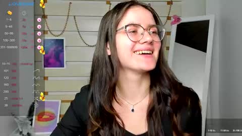 Ketrin online show from September 2025 07:19:01 AM