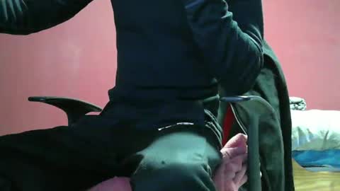 Snapshot of kev19922 chatting on December 2024 06:41:01 PM kev19922 online show from December 2024 06:41:01 PM