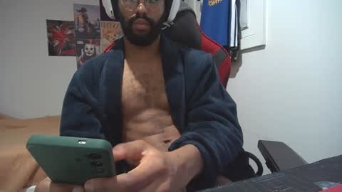 kevi4 online show from January 2025 11:36:02 PM