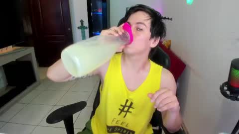 Snapshot of kevin873s chatting on June 2026 11:08:02 PM Kevin online show from June 2026 11:08:02 PM