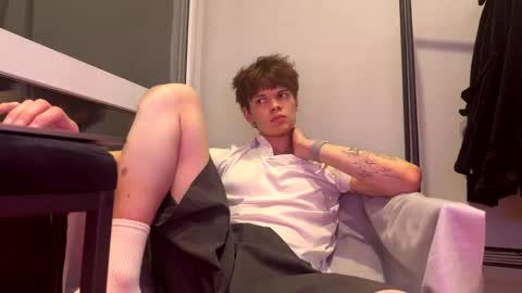 Snapshot of kevin_bucks chatting on February 2026 02:35:01 PM Kevin online show from February 2026 02:35:01 PM