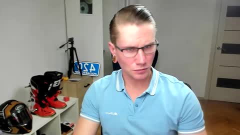 Kev online show from October 2025 01:23:02 PM