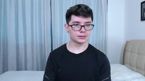 Kevin online show from November 2025 04:29:02 PM