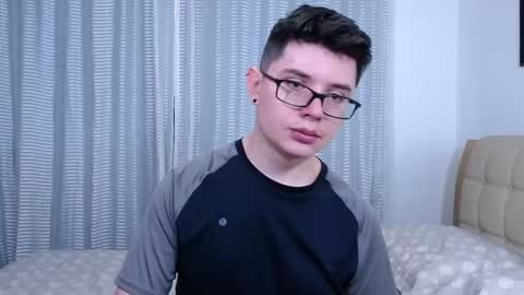 Kevin online show from November 2025 06:18:01 PM