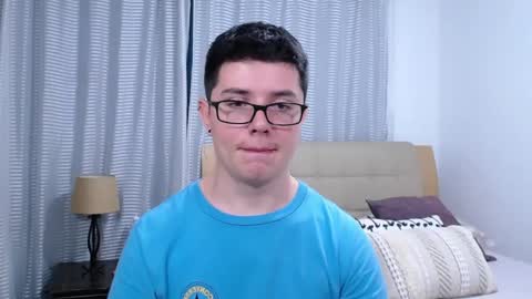 Snapshot of kevinhunts chatting on April 2026 10:45:01 PM Kevin online show from April 2026 10:45:01 PM