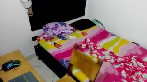 kevinkewma online show from October 2025 12:15:02 PM