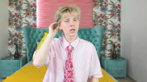 Kevin online show from November 2025 03:00:02 PM