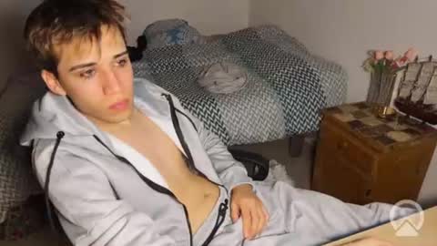 Snapshot of kevinonly43 chatting on June 2026 08:52:01 AM kevonly online show from June 2026 08:52:01 AM