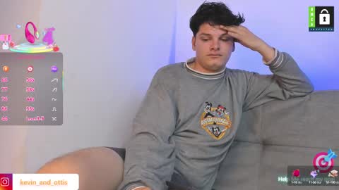 kevin and ottis online show from October 2025 01:06:02 AM