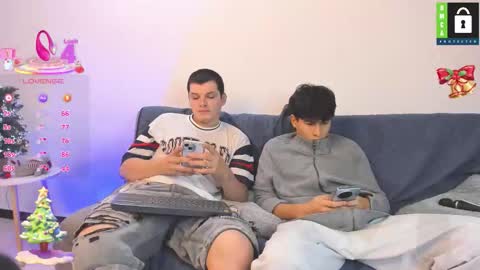 kevin and ottis online show from December 2025 03:35:02 AM